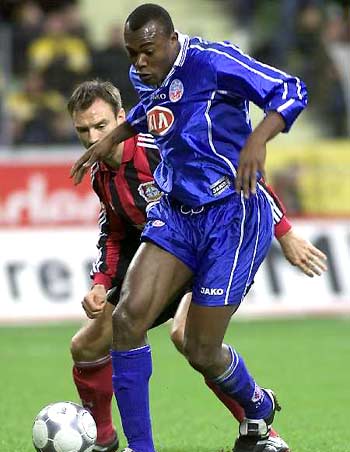 无论是波尔 无论是波尔