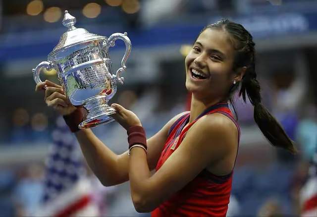 凭借速度突 凭借速度突